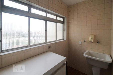 Apartamento à venda com 88m², 3 quartos e 1 vagaÁrea de serviço