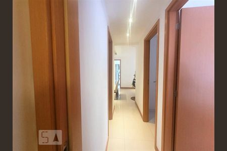 Apartamento para alugar com 83m², 3 quartos e 2 vagasCorredor