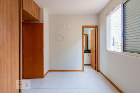 Suíte de apartamento para alugar com 3 quartos, 81m² em Prado, Belo Horizonte