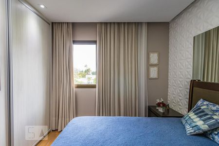 Apartamento à venda com 120m², 2 quartos e 2 vagasSuíte 1