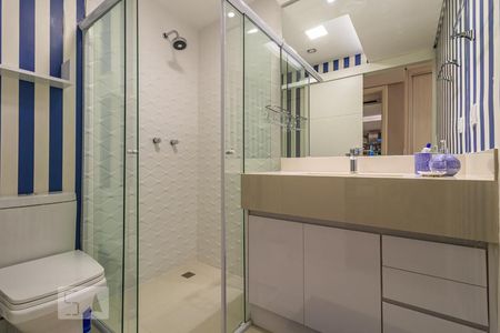 Apartamento à venda com 120m², 2 quartos e 2 vagasBanheiro da Suíte 2