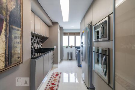 Apartamento à venda com 120m², 2 quartos e 2 vagasCozinha