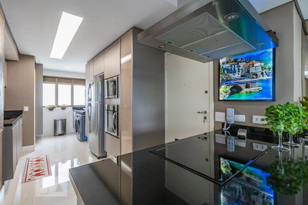 Apartamento à venda com 120m², 2 quartos e 2 vagasCozinha