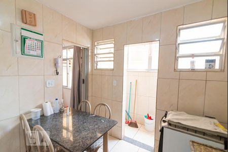 Apartamento à venda com 70m², 2 quartos e sem vagaCozinha
