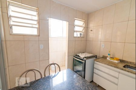 Apartamento à venda com 70m², 2 quartos e sem vagaCozinha