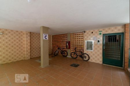 Apartamento à venda com 70m², 2 quartos e sem vagaHall