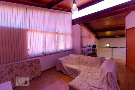 Casa à venda com 170m², 3 quartos e 3 vagas Casa à venda com 170m², 3 quartos e 3 vagasSala Multiuso - Mezanino