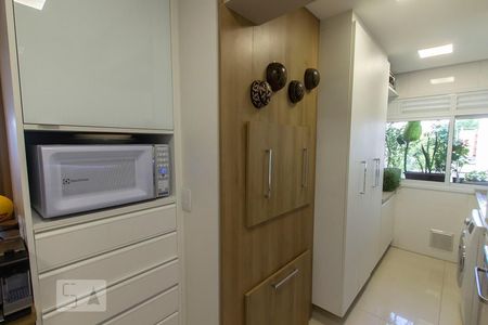 Apartamento à venda com 102m², 3 quartos e 2 vagasCozinha