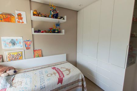 Apartamento à venda com 102m², 3 quartos e 2 vagasQuarto 2
