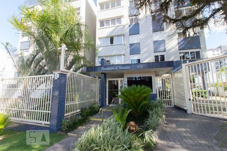 Apartamento à venda com 102m², 3 quartos e 2 vagasFachada e portaria