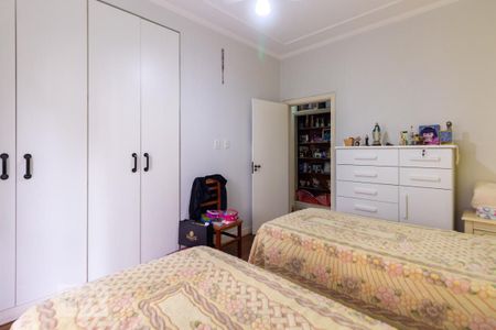 Apartamento à venda com 240m², 4 quartos e 1 vagaQuarto 2