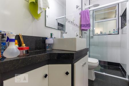 Apartamento à venda com 240m², 4 quartos e 1 vagaBanheiro 2