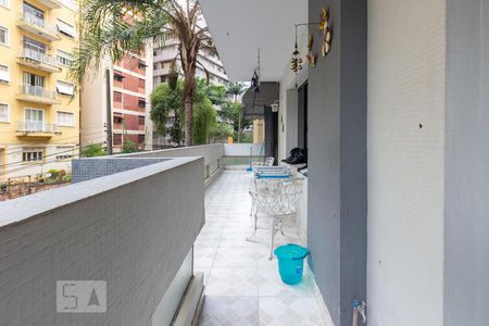 Apartamento à venda com 240m², 4 quartos e 1 vagaVaranda