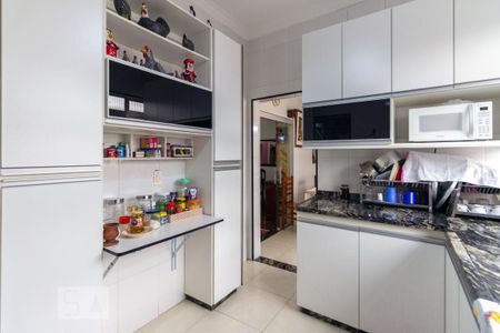 Apartamento à venda com 240m², 4 quartos e 1 vagaCozinha
