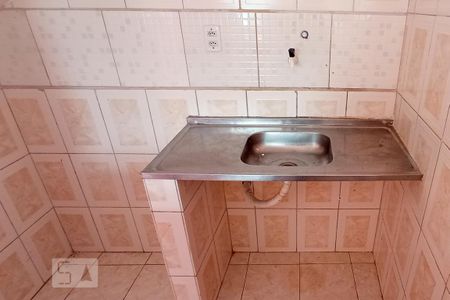 Cozinha de apartamento para alugar com 1 quarto, 30m² em Boca do Rio, Salvador