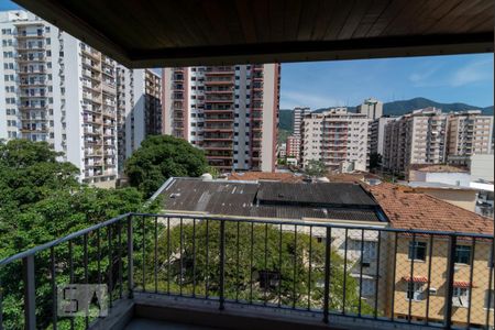 Vista do Quarto de apartamento para alugar com 2 quartos, 95m² em Vila Isabel, Rio de Janeiro