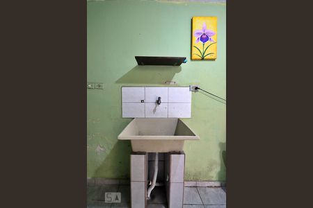 Casa para alugar com 65m², 2 quartos e sem vagaÁrea de Serviço