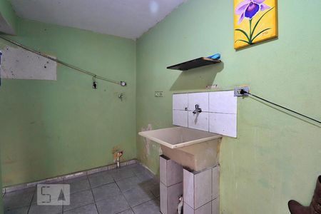 Casa para alugar com 65m², 2 quartos e sem vagaÁrea de Serviço