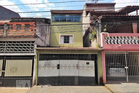 Casa para alugar com 65m², 2 quartos e sem vagaFachada