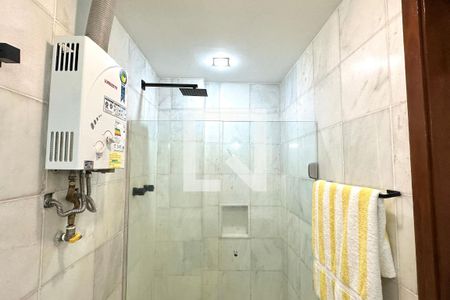 Banheiro da Suíte de apartamento à venda com 2 quartos, 80m² em Leblon, Rio de Janeiro