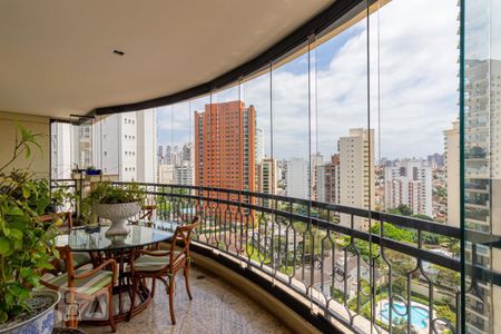 Apartamento à venda com 265m², 3 quartos e 5 vagasVaranda 