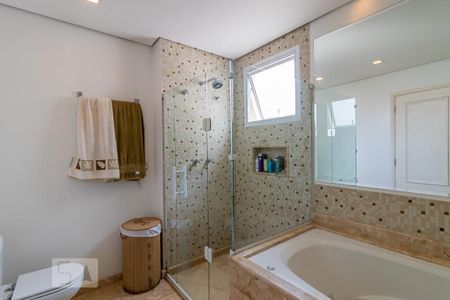 Apartamento à venda com 265m², 3 quartos e 5 vagasBanheiro da Suíte 2 