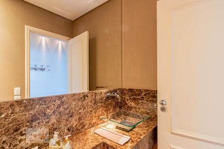 Apartamento à venda com 265m², 3 quartos e 5 vagasLavabo