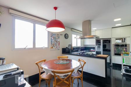 Apartamento à venda com 265m², 3 quartos e 5 vagasCopa