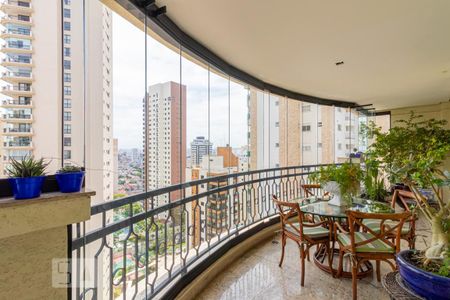 Apartamento à venda com 265m², 3 quartos e 5 vagasVaranda 