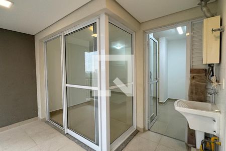 Apartamento para alugar com 67m², 2 quartos e 1 vagaÁrea de Serviço