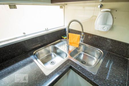 Casa à venda com 300m², 3 quartos e 4 vagasCozinha 1