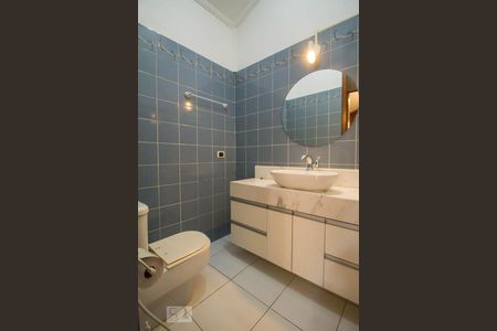 Casa à venda com 300m², 3 quartos e 4 vagasBanheiro da Suíte 3