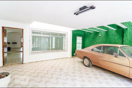 Casa à venda com 280m², 3 quartos e 2 vagasGaragem