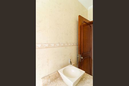 Casa à venda com 280m², 3 quartos e 2 vagasLavabo