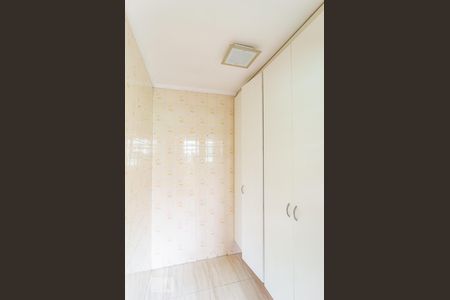 Casa à venda com 280m², 3 quartos e 2 vagasQuarto de Serviço