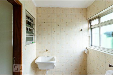 Casa à venda com 280m², 3 quartos e 2 vagasLavanderia