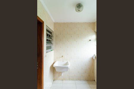 Casa à venda com 280m², 3 quartos e 2 vagasLavanderia