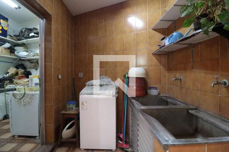 Casa à venda com 182m², 3 quartos e 2 vagasÁrea de Serviço