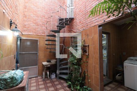 Casa à venda com 182m², 3 quartos e 2 vagasQuintal