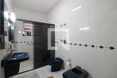 Casa à venda com 182m², 3 quartos e 2 vagasBanheiro Social