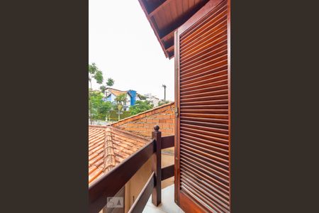 Casa à venda com 400m², 4 quartos e 6 vagas Casa à venda com 400m², 4 quartos e 6 vagasVaranda da Suíte 3