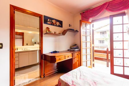 Casa à venda com 400m², 4 quartos e 6 vagas Casa à venda com 400m², 4 quartos e 6 vagasSuíte 3