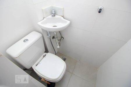 Apartamento para alugar com 120m², 3 quartos e sem vaga Apartamento para alugar com 120m², 3 quartos e sem vagaBanheiro de Serviço