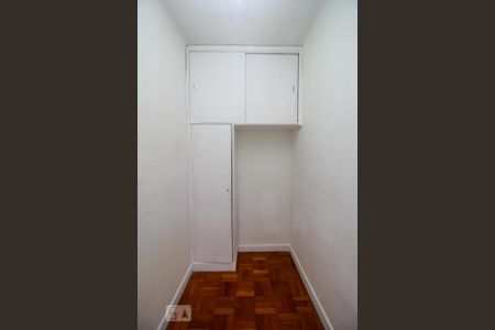 Apartamento para alugar com 120m², 3 quartos e sem vaga Apartamento para alugar com 120m², 3 quartos e sem vagaQuarto de Serviço