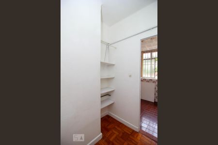 Apartamento para alugar com 120m², 3 quartos e sem vaga Apartamento para alugar com 120m², 3 quartos e sem vagaQuarto de Serviço