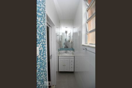 Apartamento para alugar com 120m², 3 quartos e sem vaga Apartamento para alugar com 120m², 3 quartos e sem vagaBanheiro Social
