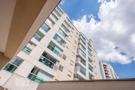 Apartamento à venda com 48m², 1 quarto e 1 vaga Apartamento à venda com 48m², 1 quarto e 1 vagaFachada