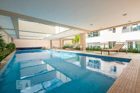 Apartamento à venda com 48m², 1 quarto e 1 vaga Apartamento à venda com 48m², 1 quarto e 1 vagaPiscina