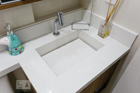 Apartamento para alugar com 56m², 2 quartos e 2 vagasBanheiro