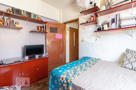 Quarto de apartamento à venda com 1 quarto, 30m² em Floresta, Porto Alegre